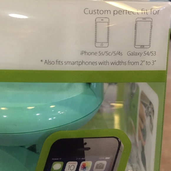 Car and desk mount for iPhone - Picture 3 of 3